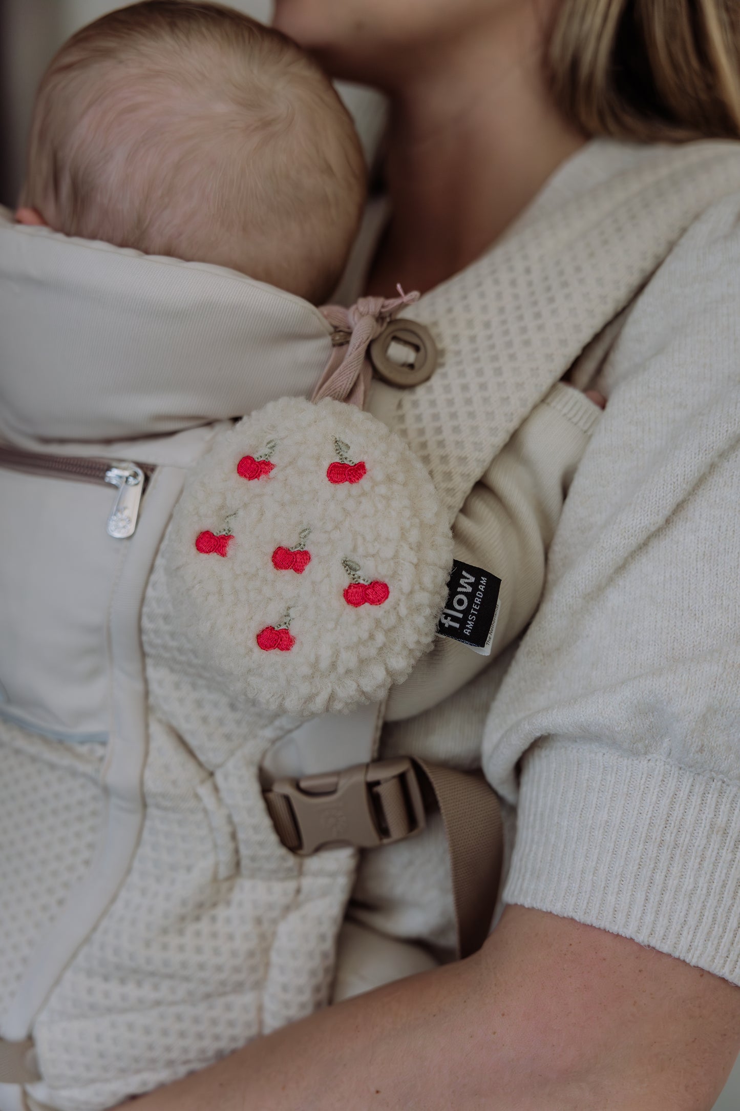 Lucy - Comforter on the go (cherry)
