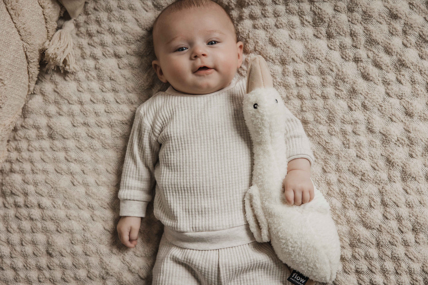 Liva (beige) - Rechargeable heartbeat comforter